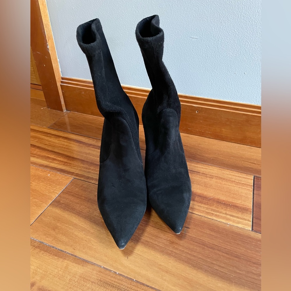 Stuart Weitzman 75 stretch black suede bootie